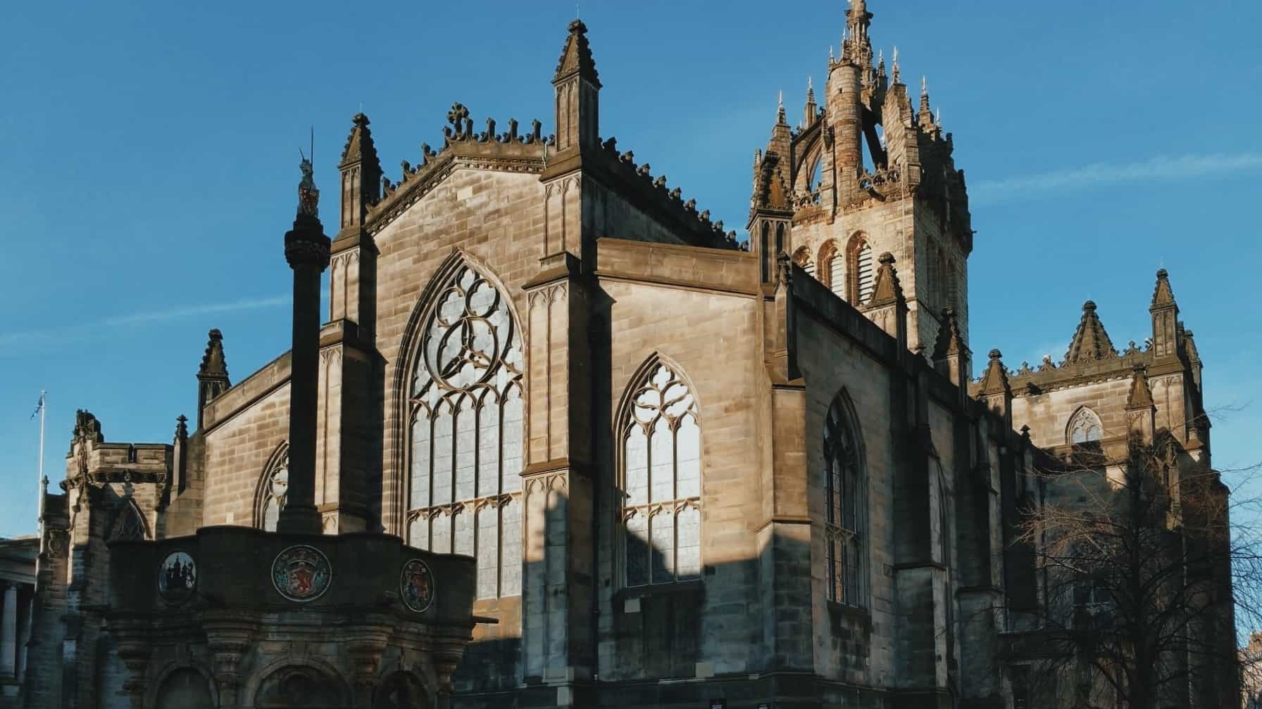 Edinburgh Church Windows & Joinery – B&M Joiners Edinburgh